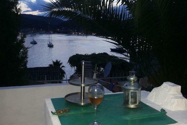 Buena Vis-Ta Apartments With The Sea View エクステリア 写真